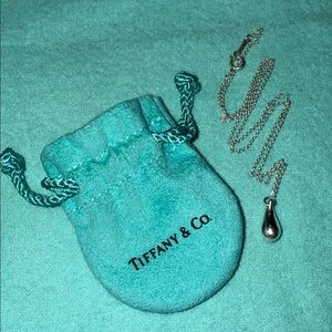 Tiffany & Co. Silver Elsa Peretti Teardrop Pendant Necklace